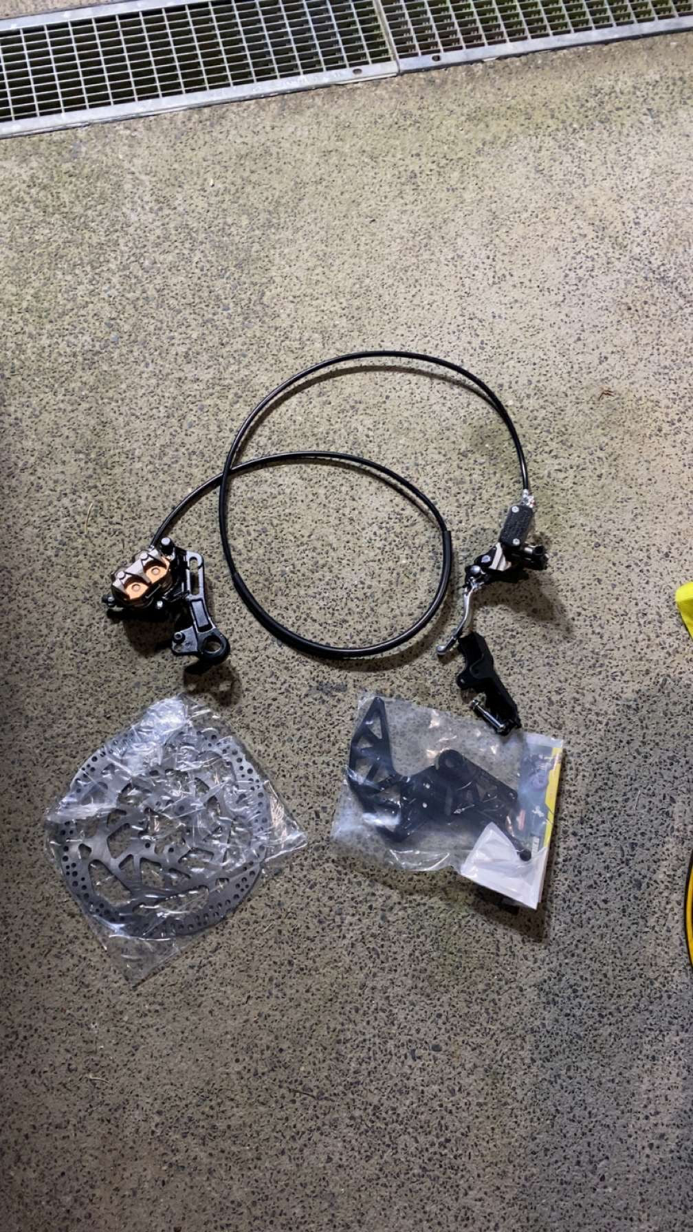 Surron LBX Ultra Bee Brakes (Front&Rear Option)